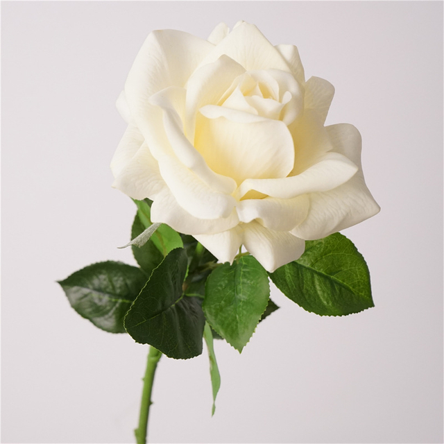 Artificial Moisture-Feeling Single Rose Stem Bundle (4 Color Options)