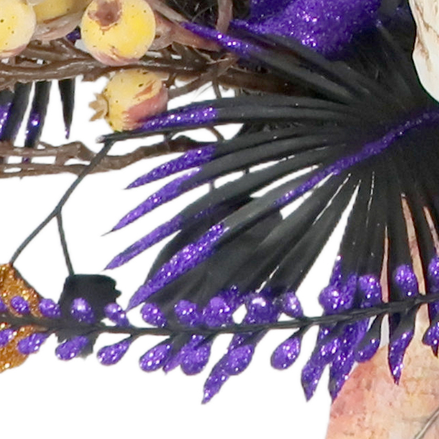 Artificial 24-inch Halloween Wreath with Black Bow And Skull Haunted House Thanksgiving Decoration