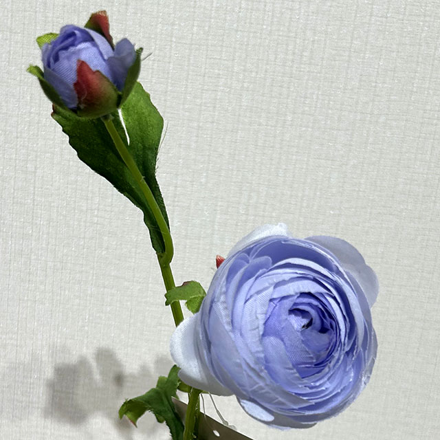 Artificial Two-Tone Light Purple Ranunculus, Single Bloom with Bud & Green Foliage