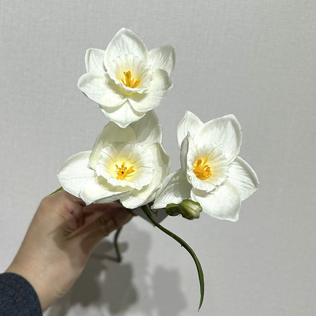 3-Head Single Stem Artificial Daffodil, Pure White with Yellow Center